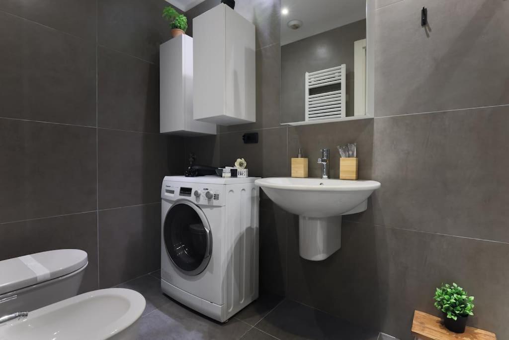 Comfort Suite Milano Centrale With Fast Wifi And Free Netflix Esterno foto